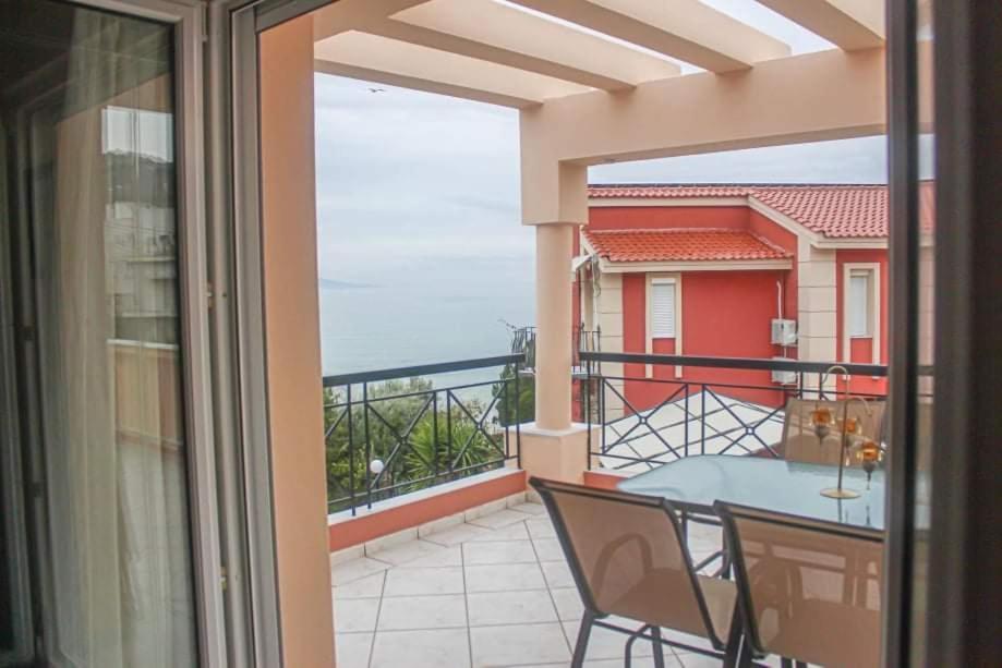 Endless Blue Seaside Villa Palaiontsiflikion Ngoại thất bức ảnh